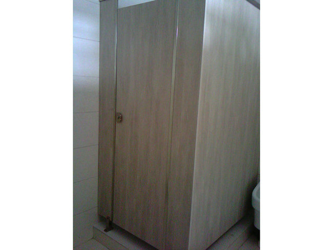 木质卫生间隔断