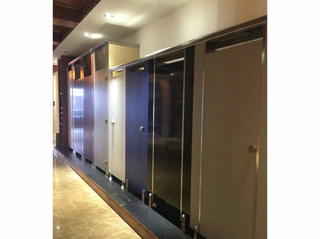 木质卫生间隔断