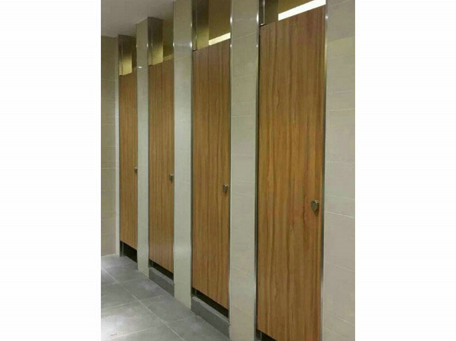 木质卫生间隔断