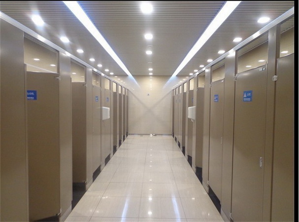 木质卫生间隔断