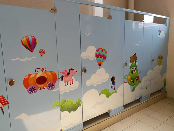 幼儿园隔断区