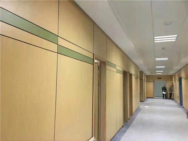 办公大楼走道挂墙板